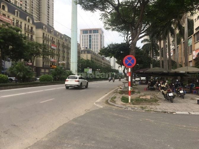 NGÔ QUYỀN, HÀ ĐÔNG–CÁCH MẶT ĐƯỜNG TỐ HỮU 100M –LÔ GÓC 5 TẦNG. 8,5 TỶ 