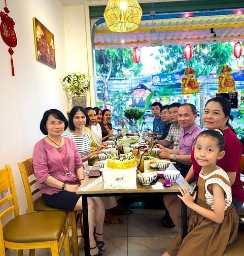 SANG NHƯỢNG NHÀ HÀNG CHAY DIỆN TÍCH 66M2