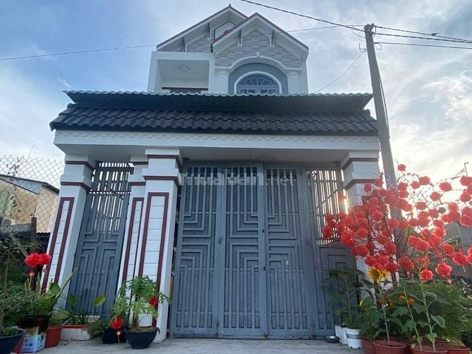 🏠 CHÍNH CHỦ  BÁN NHÀ ĐẸP - , LONG AN ( NHÀ ĐÃ HOÀN CÔNG)