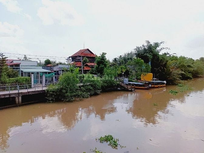 CẦN BÁN KHU NGHỈ DƯỠNG ĐANG KINH DOANH (BROWN HOUSE RESORT)