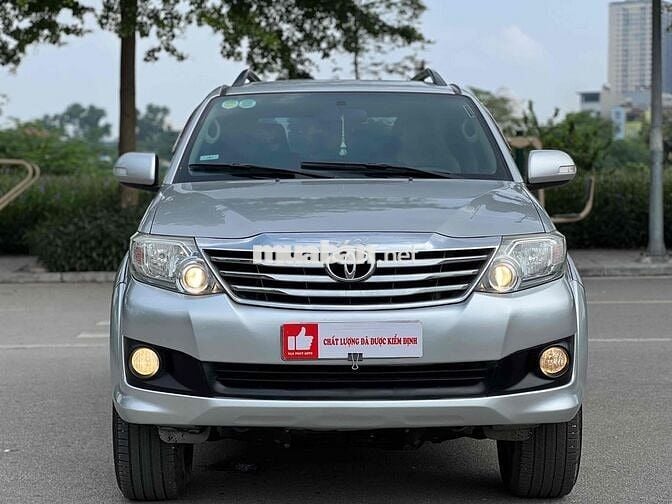 Toyota Fortuner 2012 2.7V 4x2 - 160000 km