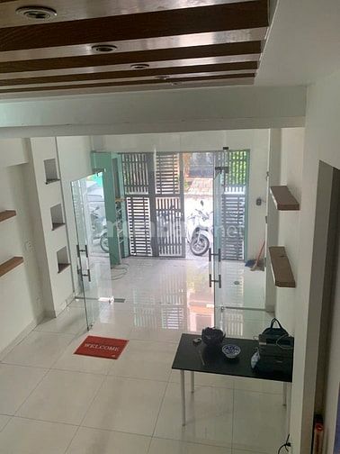 HXH 125/8C Nguyễn Văn Thương P.25 Bình Thạnh 4x17m 1 trệt 3 lầu 5P