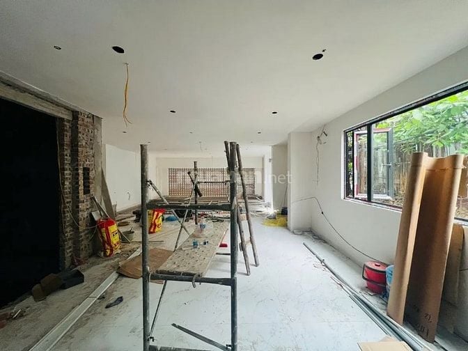Bán Nhà Mặt Phố Định Công Thượng - Hà Nội, DT100m2, 7Tầng, Thang Máy