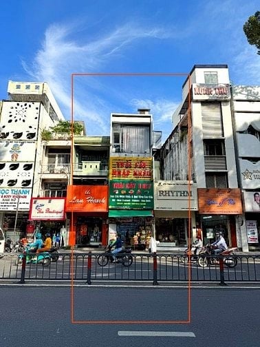 BÁN NHÀ MẶT TIỀN : 241 ĐƯỜNG 3/2 - P. 10 - Q. 10 - TPHCM