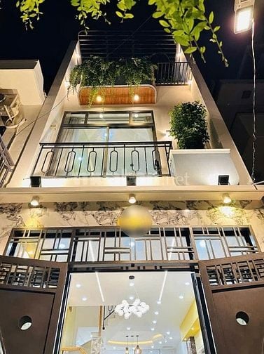 Bán nhà riêng tại Hoàng Hoa Thám, P5, Bình Thạnh, giá 2tỷ300tr, DT63m2