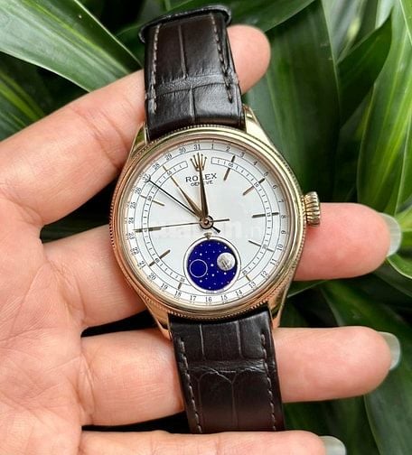 Thu mua đồng hồ rolex cũ chính hãng - rolex date just - day date
