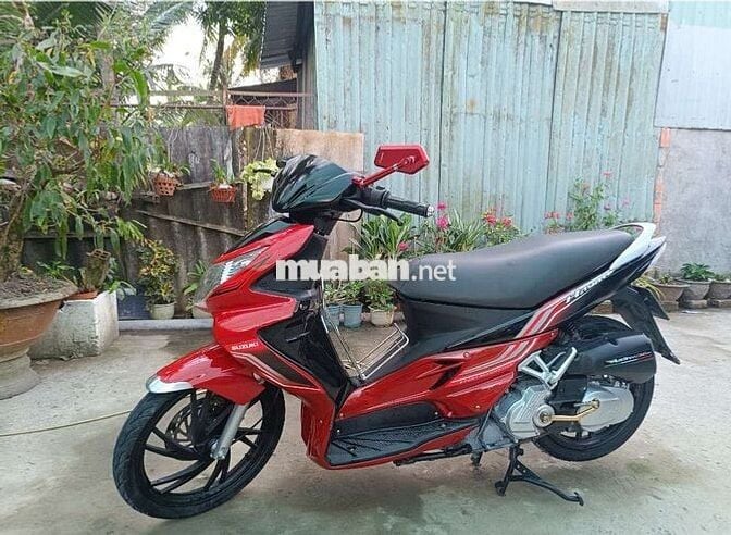 Nhà em dư chiếc Hayate 125 đời đầu