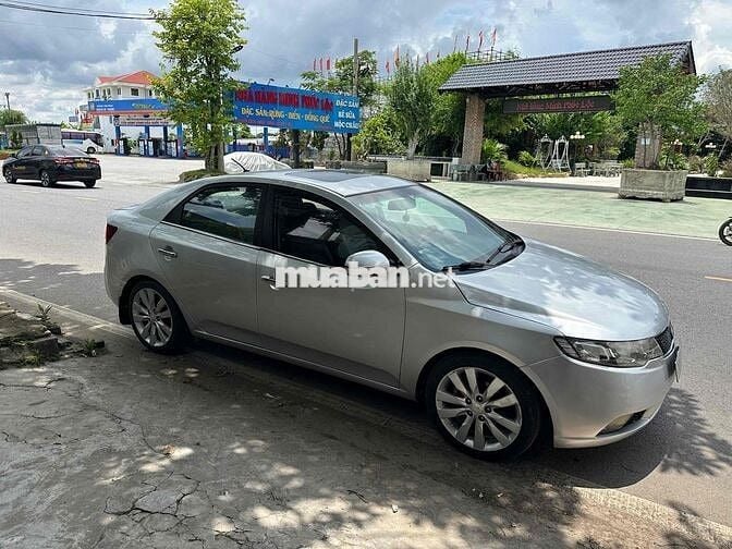 Kia Forte 2011 SX 1.6 AT - 140000 km