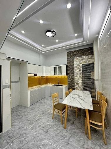 Về quê bán nhà 61m2 1t1l đường Hòa Hưng,quận 10-giá 990tr-sổ riêng