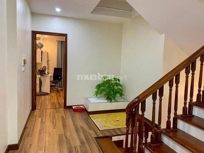 Bán nhà Tôn Thất Thiệp 60m2, 5 tầng, khu phân lô, ô tô ra vào