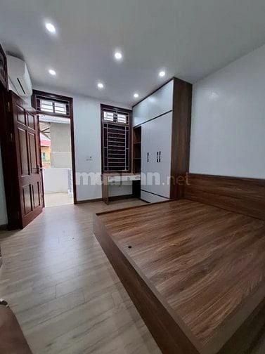 Chính chủ bán nhà 4 tầng Bà Triệu - Hà Đông