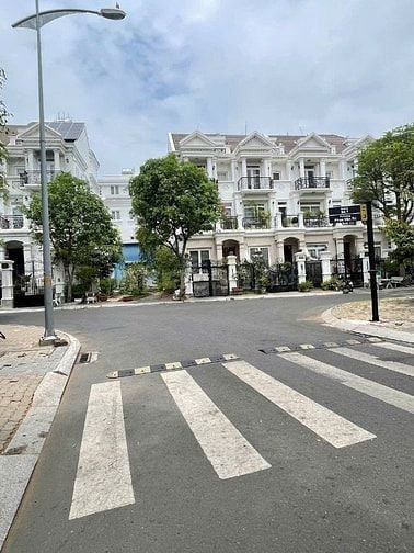 Cần cho thuê nhà MT Đường Số 6 khu Cityland P.7 Q.Gò Vấp