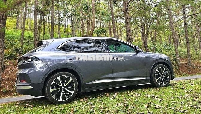 VinFast VF8 2022 Plus Xám nt Be thuê pin xe nhà