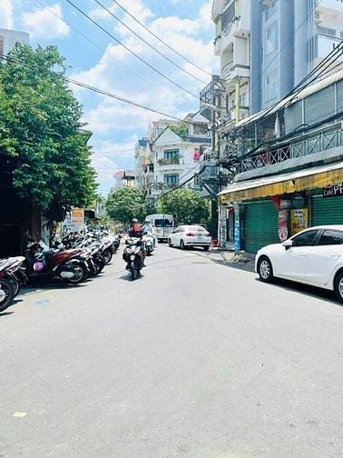 Bán nhà CHDV 4 lầu 12 phòng đẹp 220/103 Nguyễn Văn Khối P9 Gò Vấp 