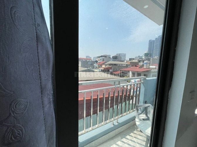 Chính chủ cho thuê phòng full nộ thất có ban công khu Quan Nhân