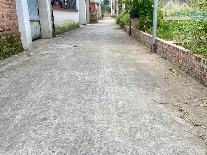 Bán mảnh đất đẹp thôn Xuân Nộn, đường thông oto đỗ 