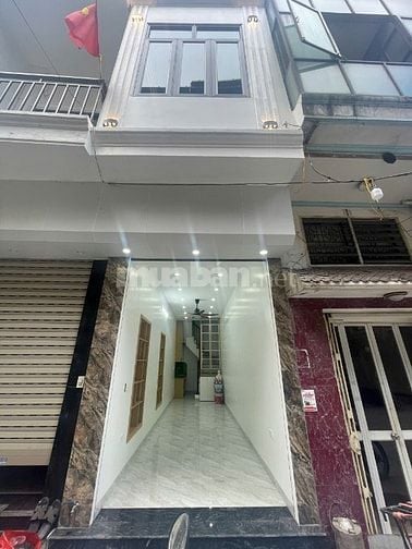 Chính chủ cho thuê nhà ngay cổng Trường tiểu học và THCS Lương Yên
