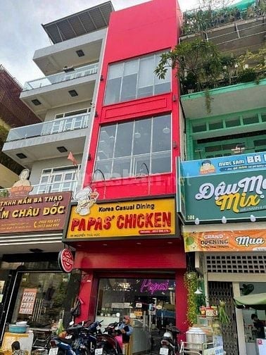 Bán gấp nhà MT Võ Thị Sáu Quận 3 DT 5,3m x 19m KC 5 Tầng giá 28 tỷ