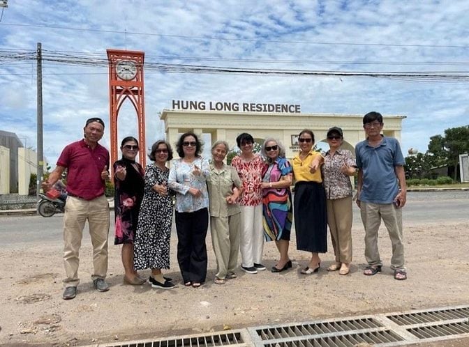 sang nhượng lô đất 85m2 gần 2 dự án vingroup 0938295729