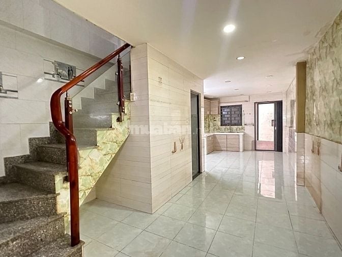 Nhà 2 tầng hẻm 8m, Sát ĐH Tài Chính-Marketing, an cư Trung Tâm Quận 7