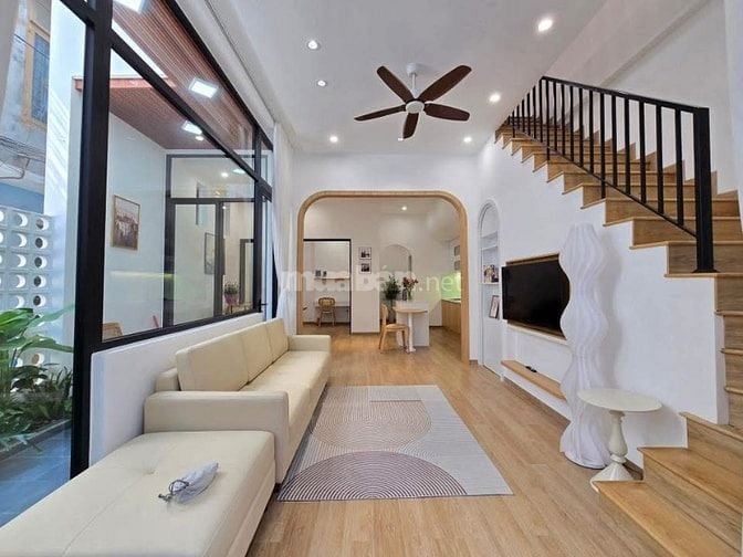 Về quê bán gấp 65m2 nhà vào ở ngay Tạ Quang Bửu,Q8,giá 962tr,sổ riêng