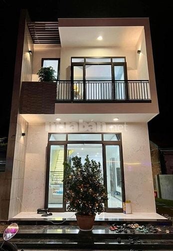 CẦN BÁN GẤP NHÀ 1 TRỆT 1 LẦU, SỔ HỒNG RIÊNG, GIÁ 900TR – LIÊN HỆ NGAY!