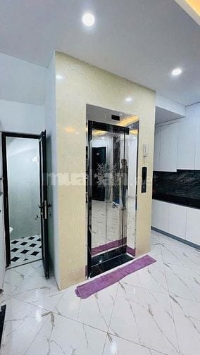 NHÀ MỚI QUAN NHÂN 32m² x 5T, MT 5.2m, Thang Máy, Full Nội Thất – 8.2tỷ
