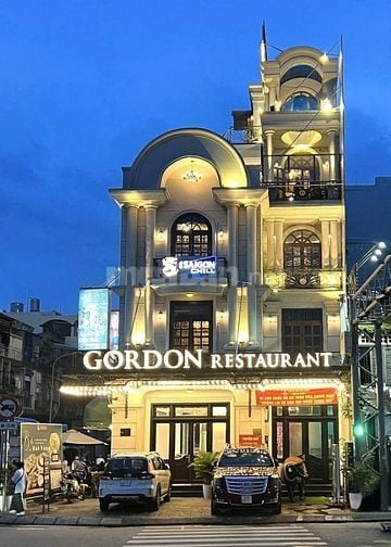 Bán đất MT Võ Chí Công gần ngã tư đường Liên Phường 