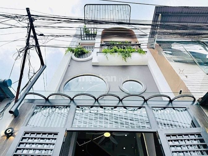 Kẹt vốn KB bán gấp nhà Gia Phú, P1, Q6. Chỉ 2,38tỷ. Hẻm xe hơi. 65m2