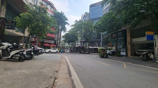 Bán nhà MP Xuân Quỳnh. DT 81m2 x 5T, Mt 6m. Giá 42 tỷ.