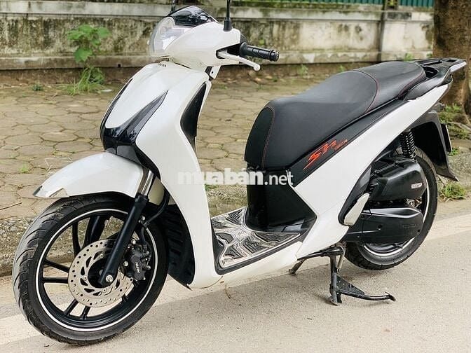 HONDA AIR BLADE 125 ĐỜI CHÓT ĐÈN PHA ZIN BIỂN 20