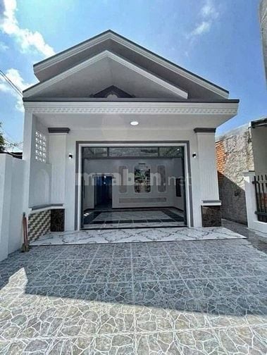 Vợ chồng tôi bán căn nhà 80m2 Hoàng Phan Thái, cấp 4, Sổ hồng