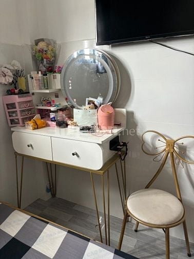 Thanh lý bộ bàn trang điểm còn rất mới 