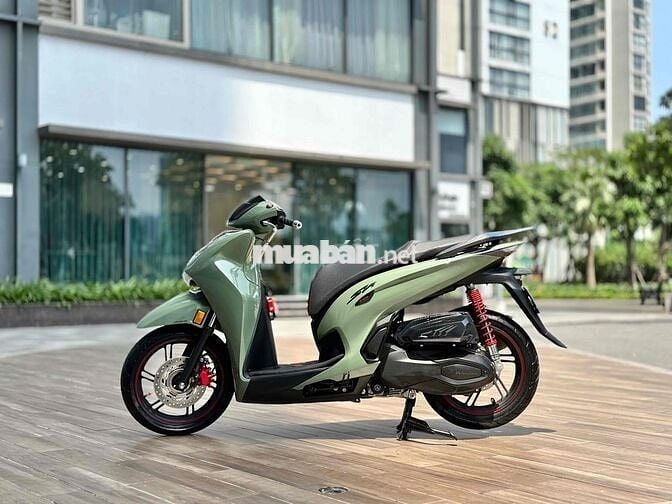 Honda SH 350i 2025