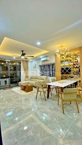 NHÀ LÔ GÓC - NGANG KHỦNG 5.3M - HẺM 6M - 3 TẦNG - 54M2 -  QUẬN 10 