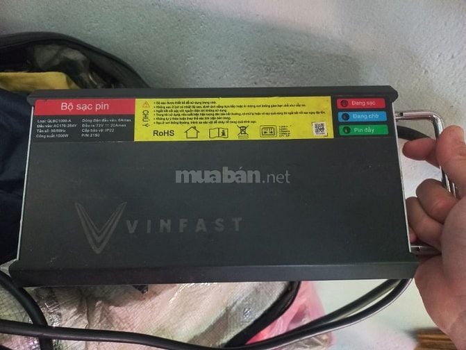 Thanh lý cục sạc pin xe điện vinfast
