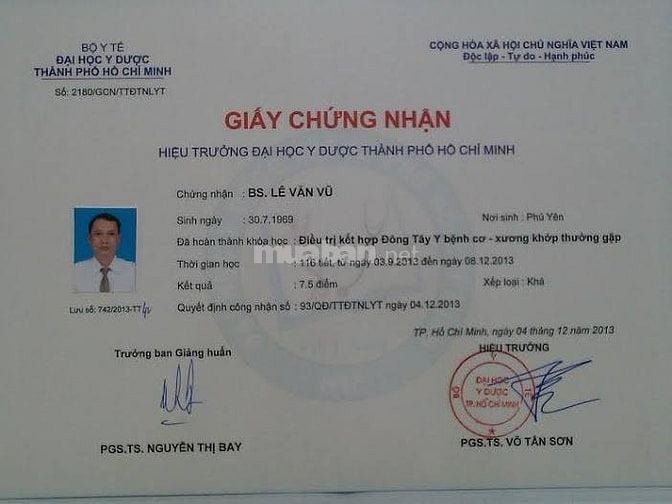 Bác sĩ vật lý trị liệu, châm cứu chữa liệt tận nhà TP HCM