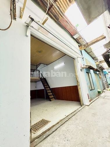 2,98 tỷ Nhà nát cách hxh 1 căn dt đẹp 4 x 7,5 Sổ hồng riêng 