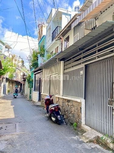 Cho thuê nguyên căn nhà nhỏ 51A3 Phan Tây Hồ, Phường 7, Phú Nhuận
