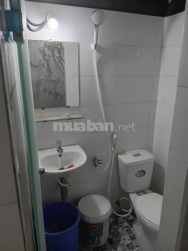 Nhà bán ngay trung tâm giá rẻ, thu nhập cao!