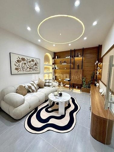 CÔ THU BÁN NHÀ GẤP!Đ.LÊ THÁNH TÔN BẾN THÀNH QUẬN 1,DT:40m2/3.850 Tỷ