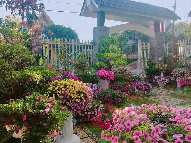 Cần Bán gấp nhà vườn , mặt tiền xe hơi ,có 2 lỗi vào 