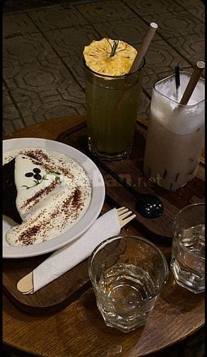 CẦN TUYỂN ĐỒNG ĐỘI PHỤ BÁN ĐỒ UỐNG