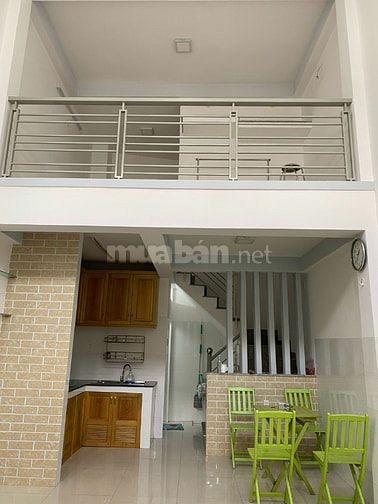 cần bán căn nhà DT 40m2, Lê Văn Qưới,Bình Tân giá 3ty1,SHR,hẻm oto 