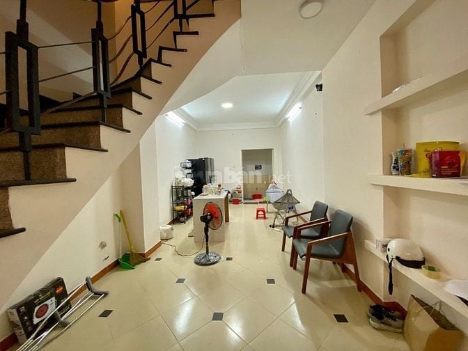 NGUYÊN CĂN 3 LẦU HẺM XE TẢI NGUYỄN HỮU CẢNH P22 BÌNH THẠNH