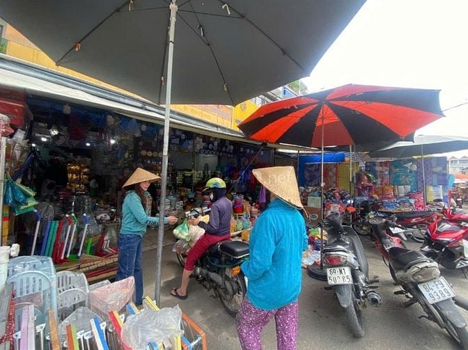 ✅Sang lại cửa hàng gia dụng ngay chợ Bà Hom 