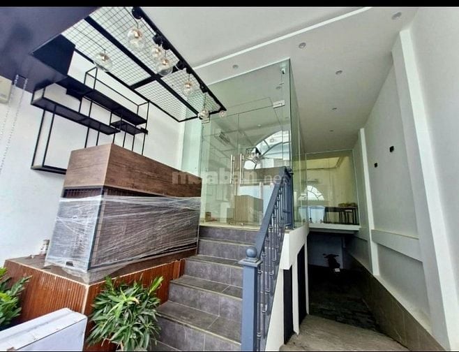 🚨QUÁ TO LỜI ĐÓ - NHÀ 3T 70M2 5PN - Hẻm 4m mà Chỉ DƯỚI 9 tỷ