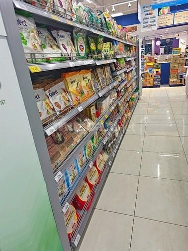 CỬA HÀNG CẦN TUYỂN 6 NHÂN VIÊN , ƯU TIÊN NỮ