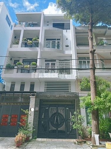 CHỈ 9,5 TỶ NHÀ MT ĐƯỜNG SỐ 14 P11 Q6. 5 TẦNG. TẶNG NỘI THẤT
