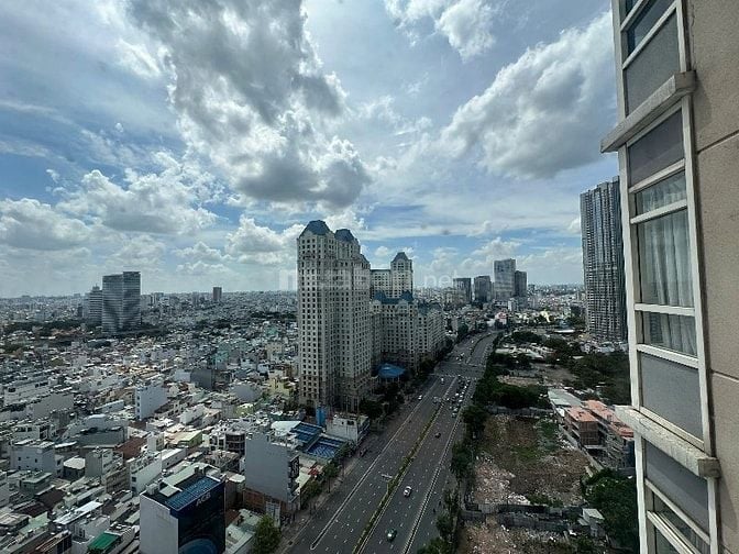 Cho thuê căn hộ 2PN tại chung cư Saigon Pearl quận Bình Thạnh giá mềm